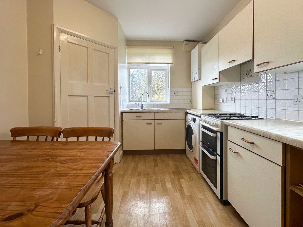 Property photo 3 of 13 Kitchen