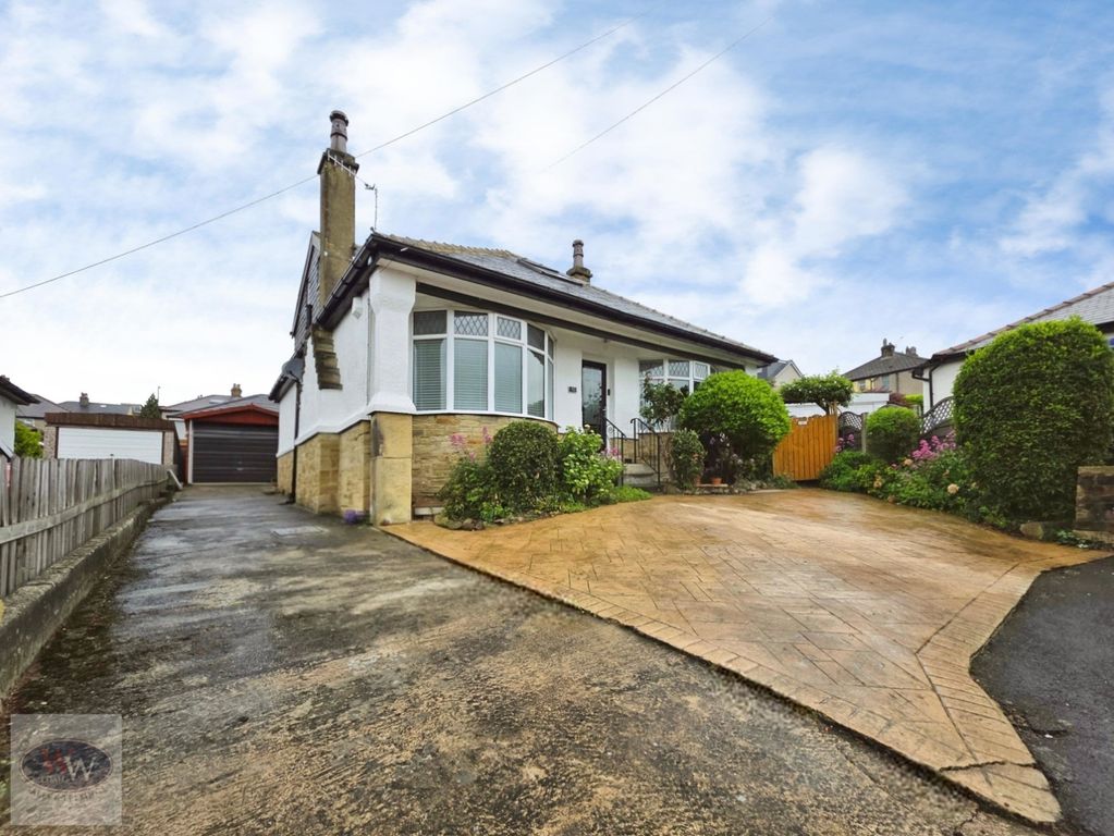 Property photo 1 of 34 Font View