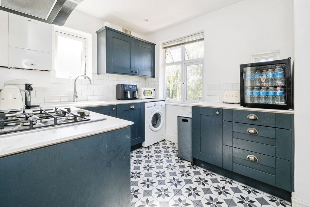 Property photo 2 of 15 Pbox-Img.Jpg