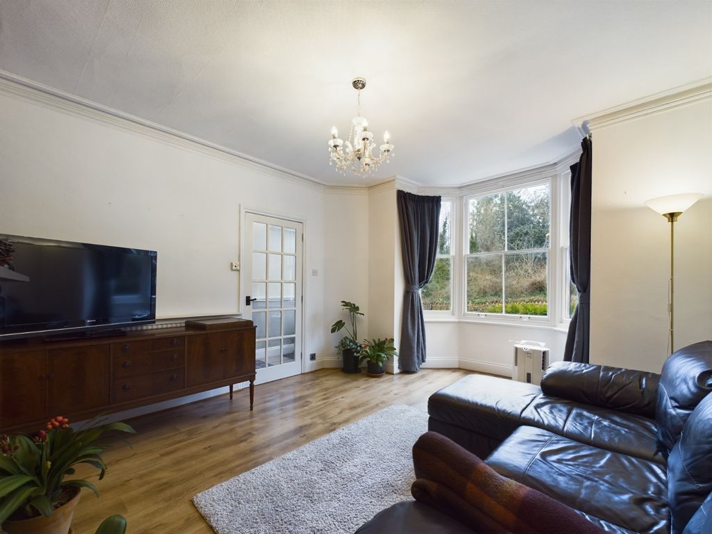 Property photo 2 of 21 Picture No. 03