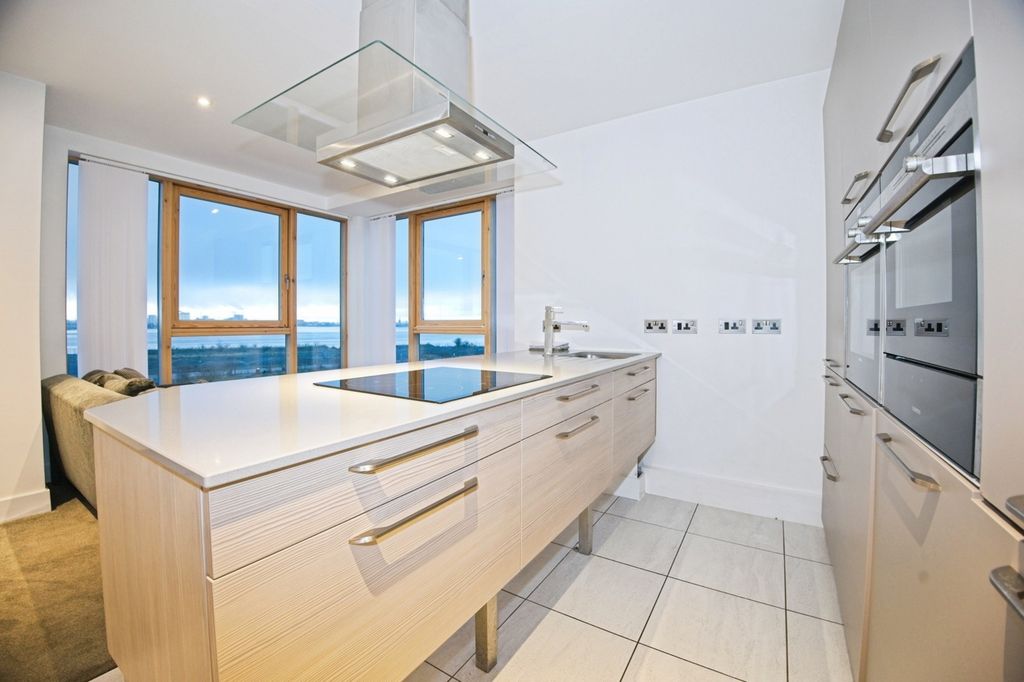 Property photo 1 of 18 Open Plan Kitchen