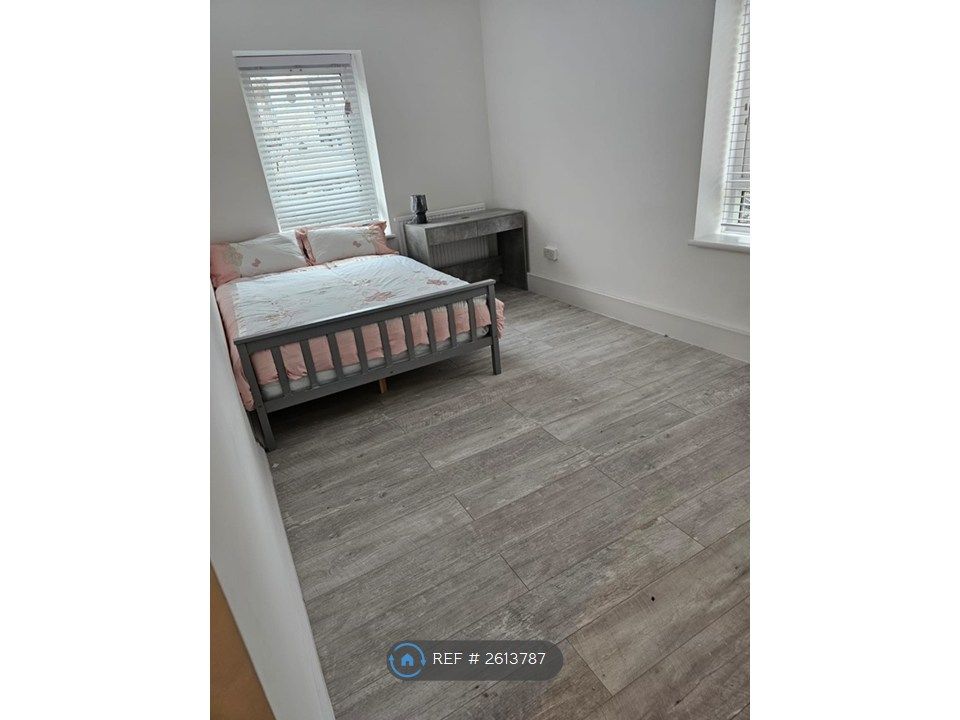 Property photo 1 of 25