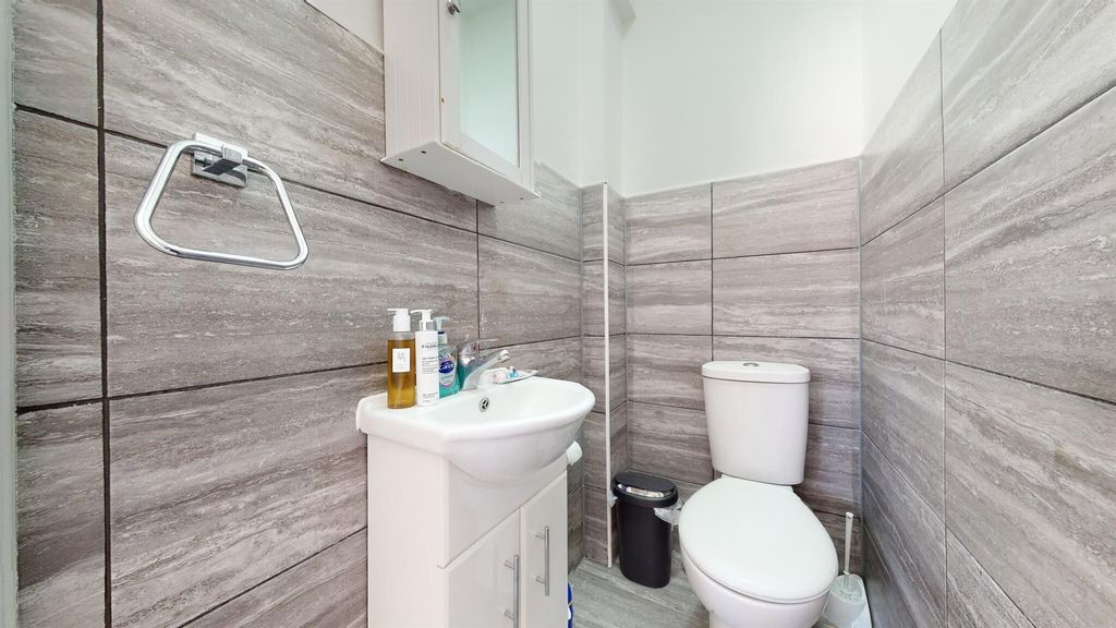 Property photo 3 of 16 64cd249E36c1347873c438d0_5A86E7c91F9A649Af1887cd85