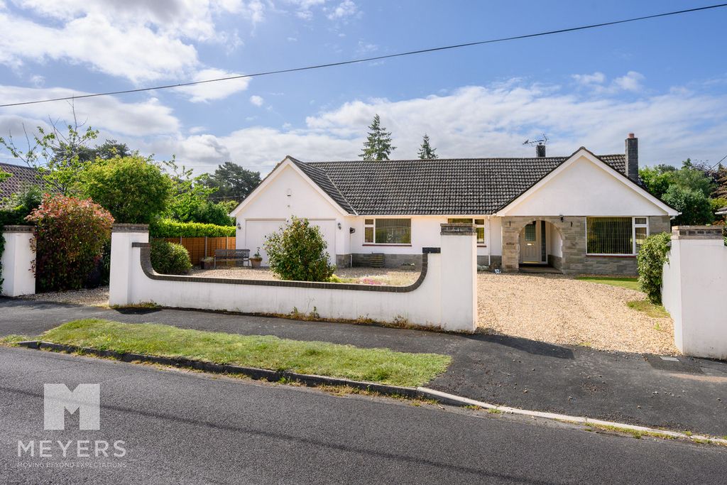 Property photo 1 of 23