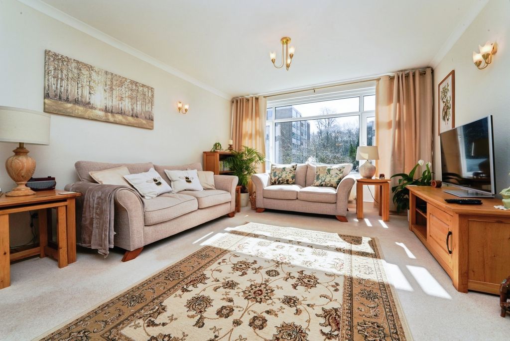 Property photo 2 of 13 Pbox-Img.Jpg