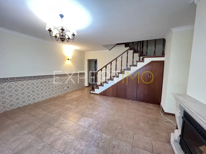 Property photo 3 of 24 Img 2