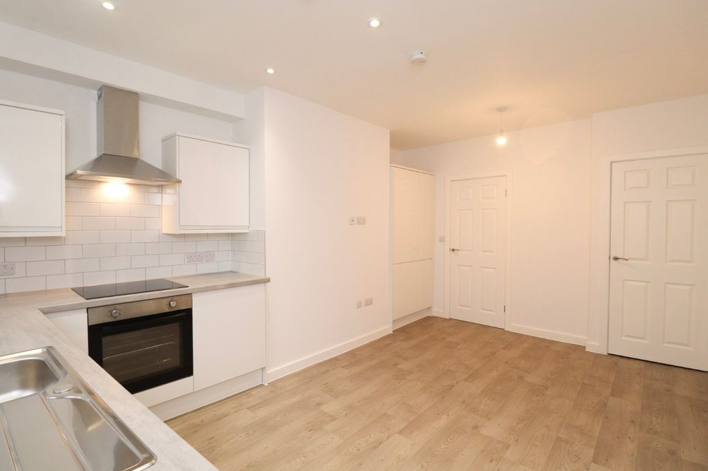 Property photo 2 of 6 Picture No. 01