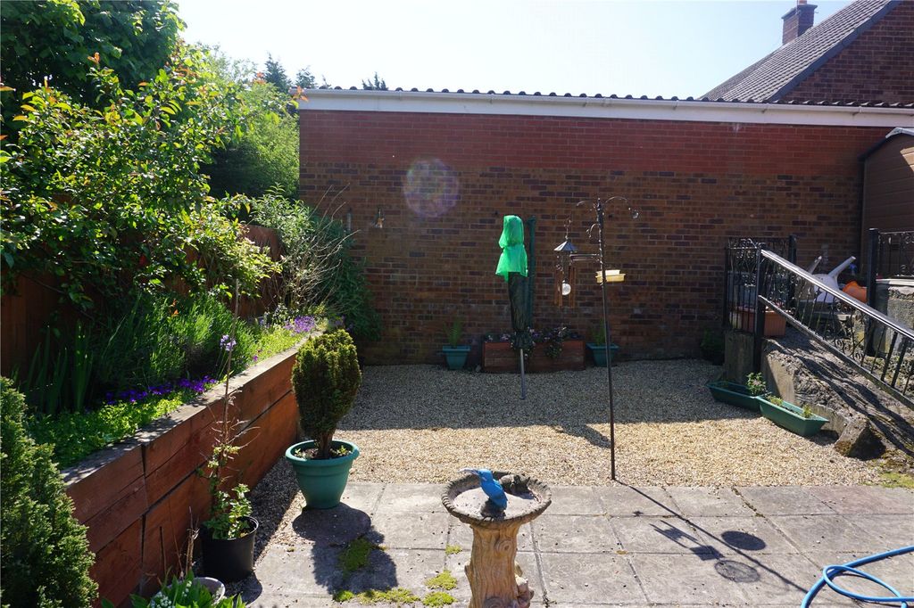 Property photo 2 of 3 Picture No. 03