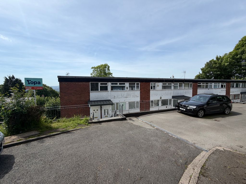 Property photo 1 of 9 Image