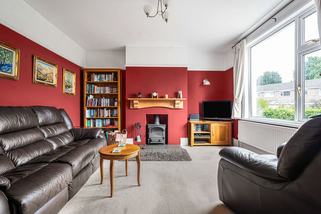 Property photo 3 of 40