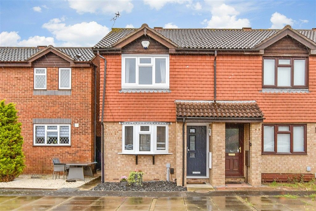 Property photo 1 of 10 External (Brochure)