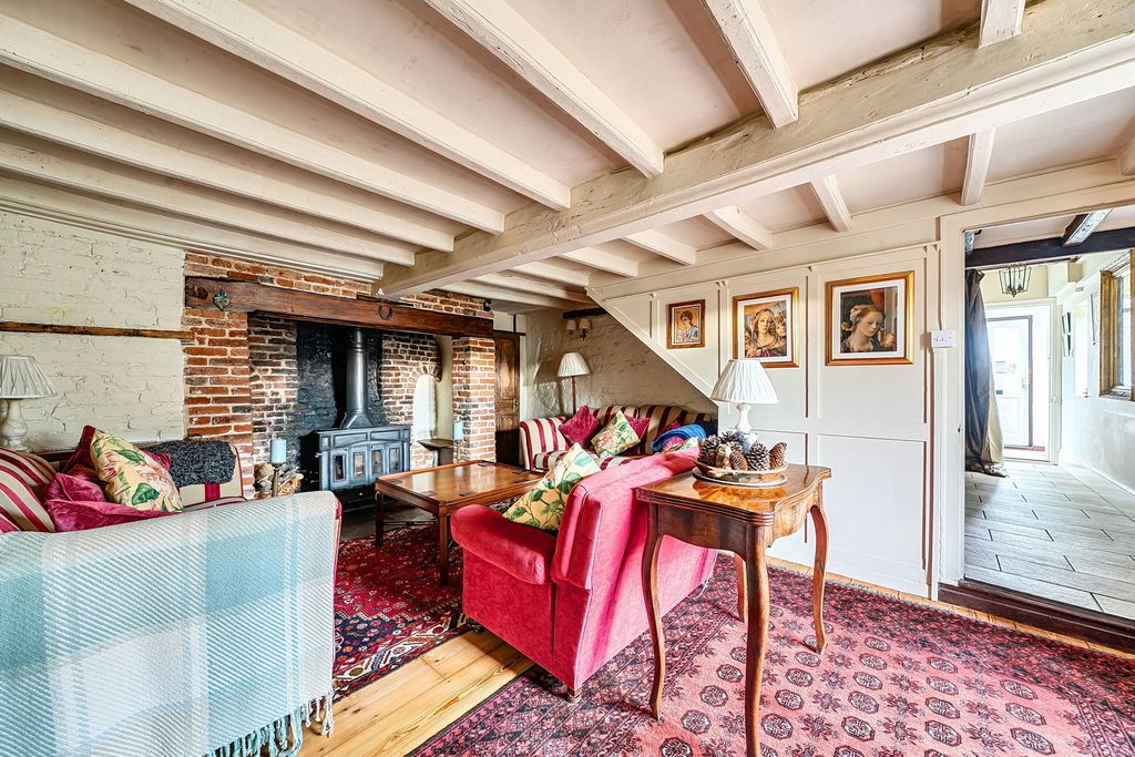 Property photo 3 of 24