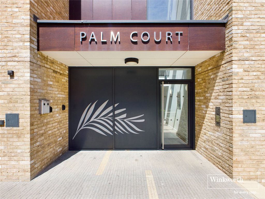 Property photo 2 of 12 Building Entrance