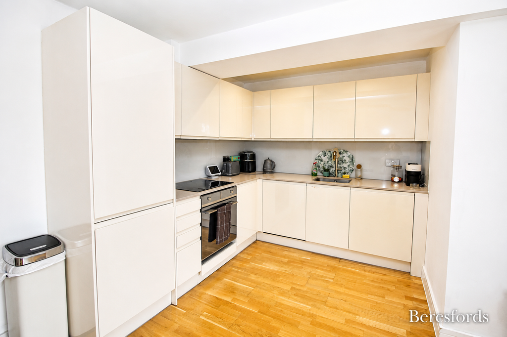 Property photo 3 of 5 Kitchen