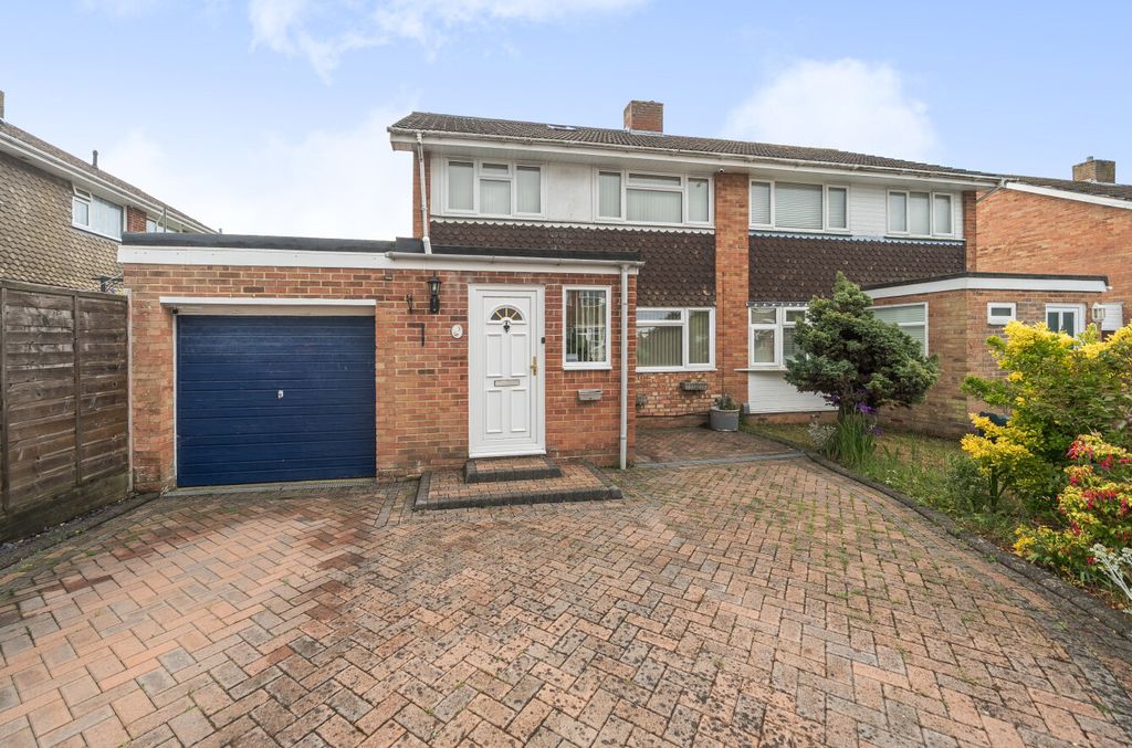 Property photo 1 of 13 1470839-18-6A213F...