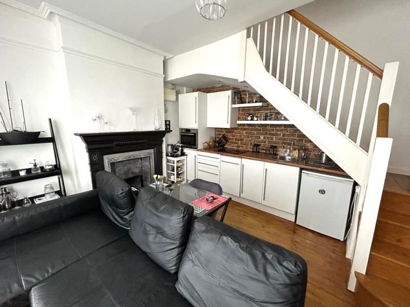 Property photo 3 of 6