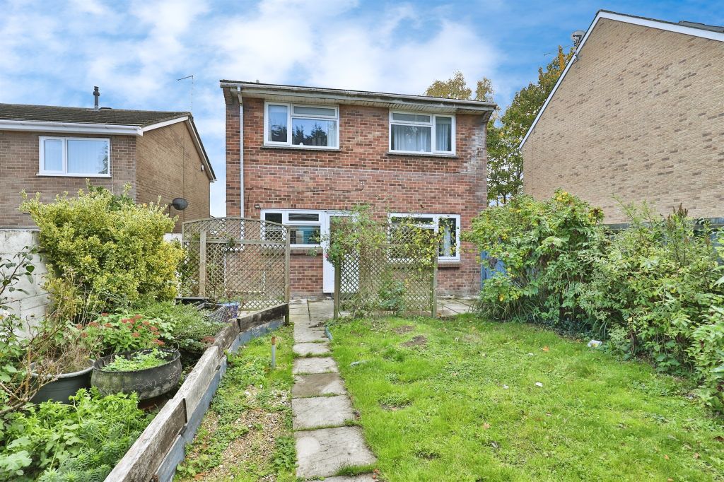 Property photo 2 of 13