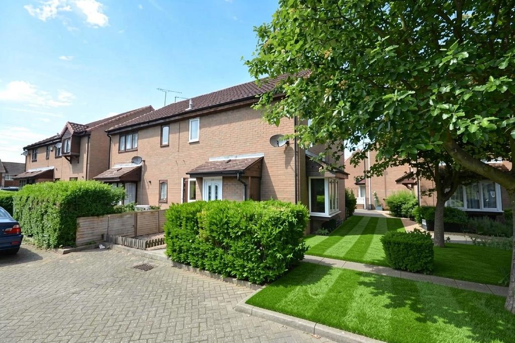 Property photo 1 of 5