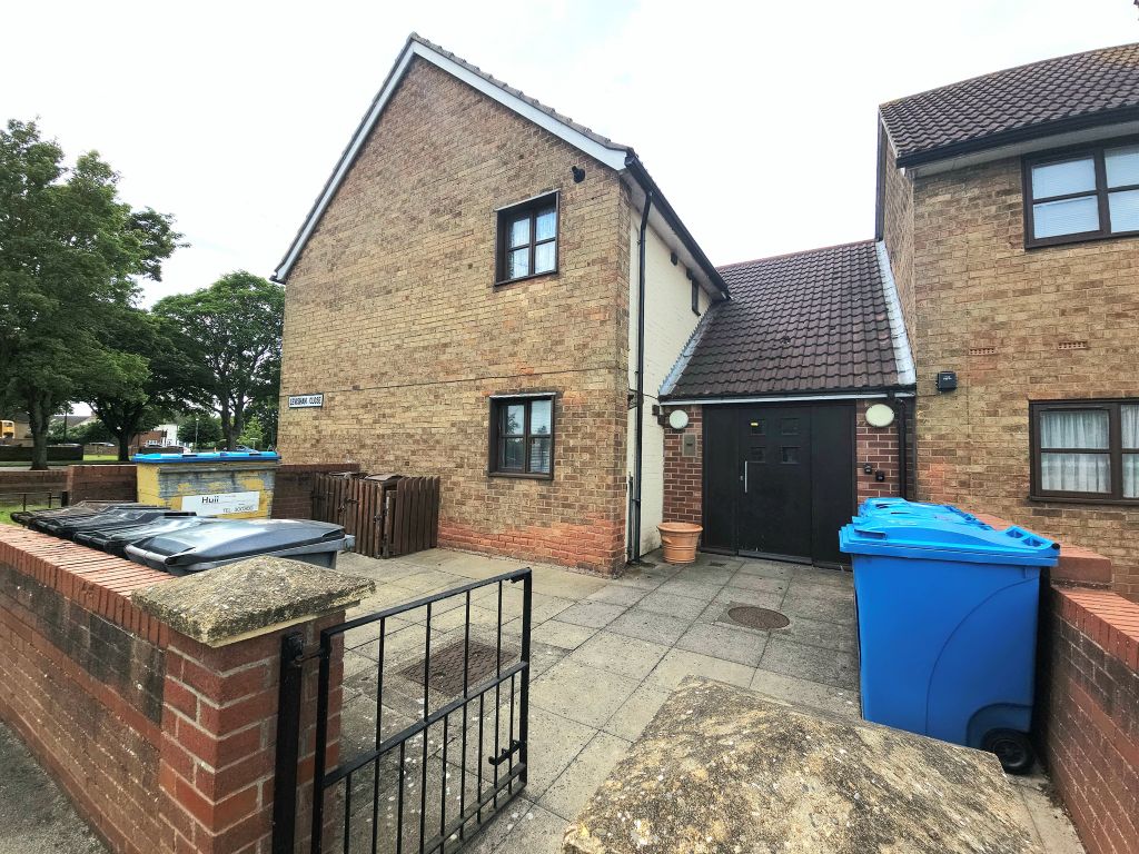 Property photo 1 of 8