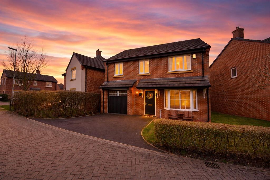 Property photo 3 of 27 1.Png