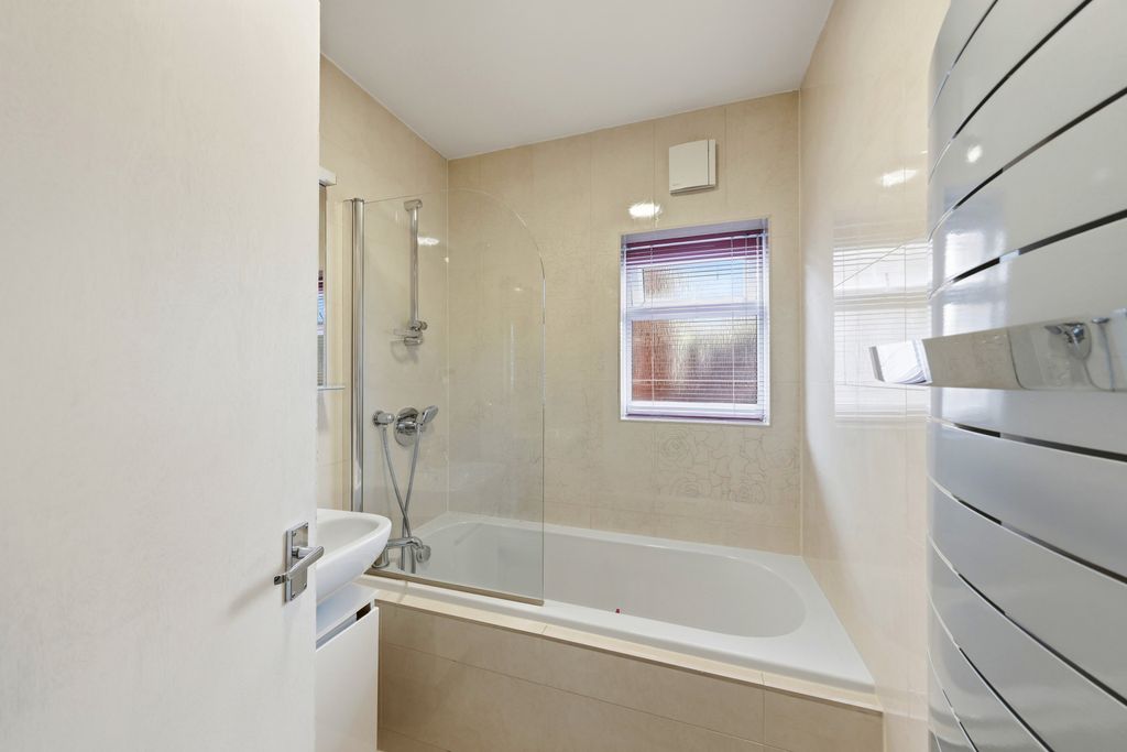 Additional image 32 of 7 bed semi-detached house for saleBroom Lane, Salford M7