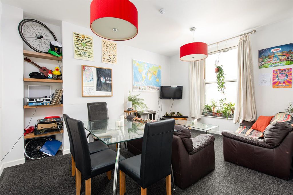 Property photo 1 of 15 Reception_1.Jpg