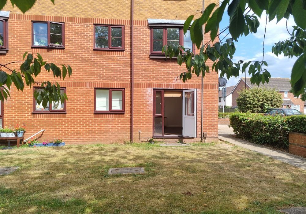 Property photo 2 of 18