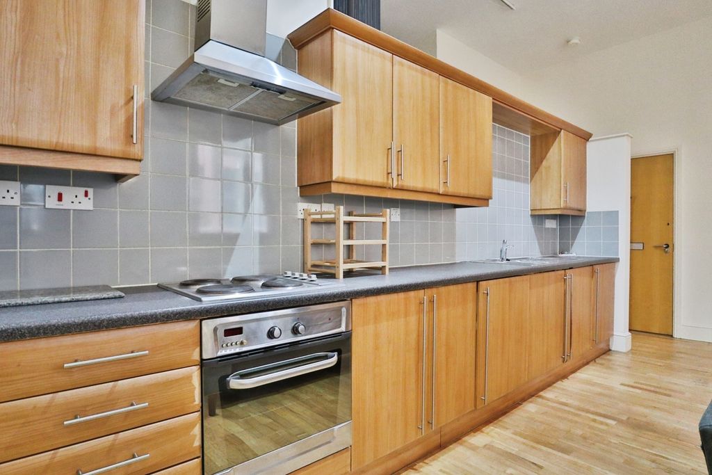 Property photo 2 of 13 Photo