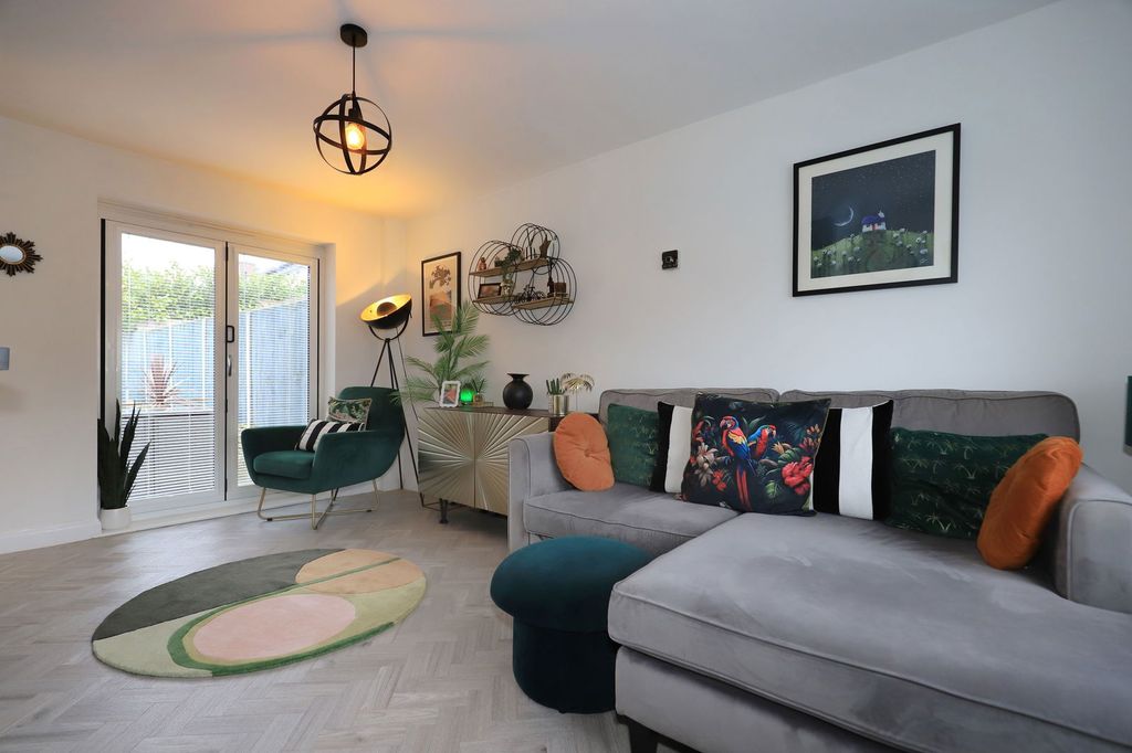 Property photo 3 of 26