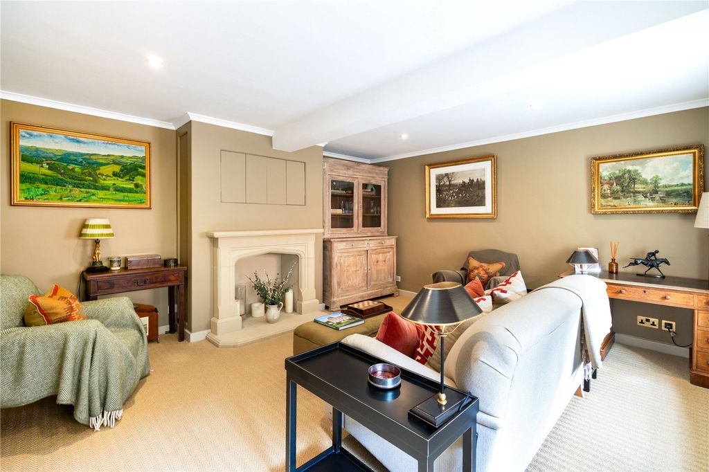 Property photo 2 of 19 Picture No. 05