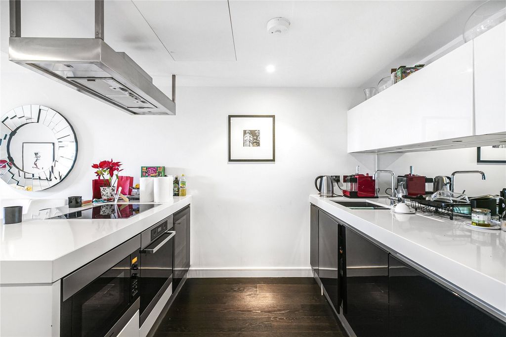 Property photo 3 of 19 Picture No. 05