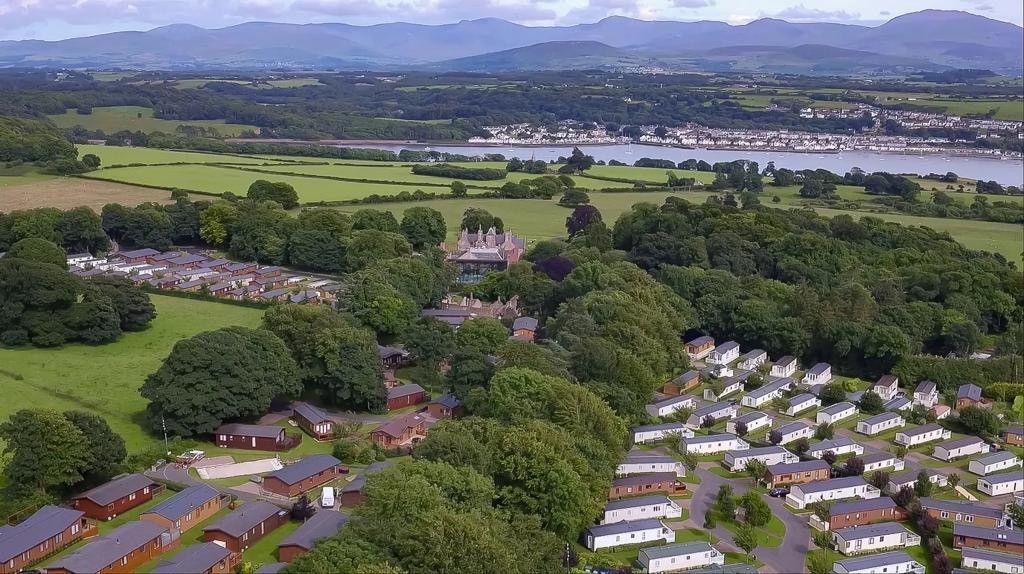 Property photo 2 of 8 4