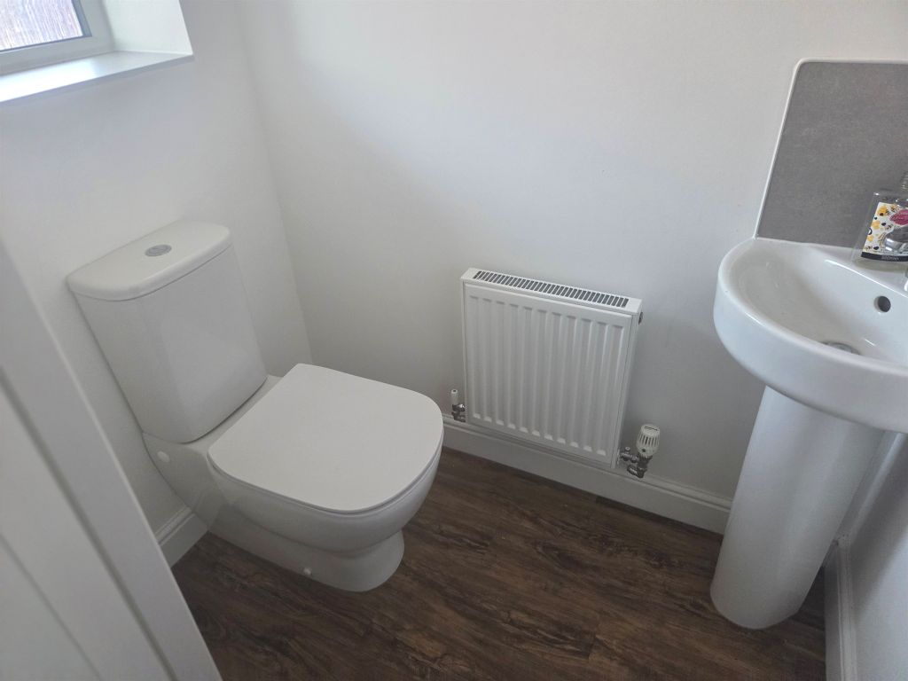 Property photo 3 of 9