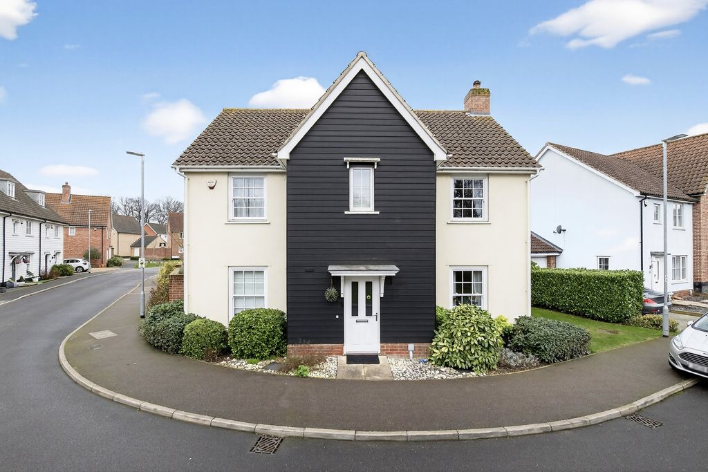 Property photo 1 of 18 Front View