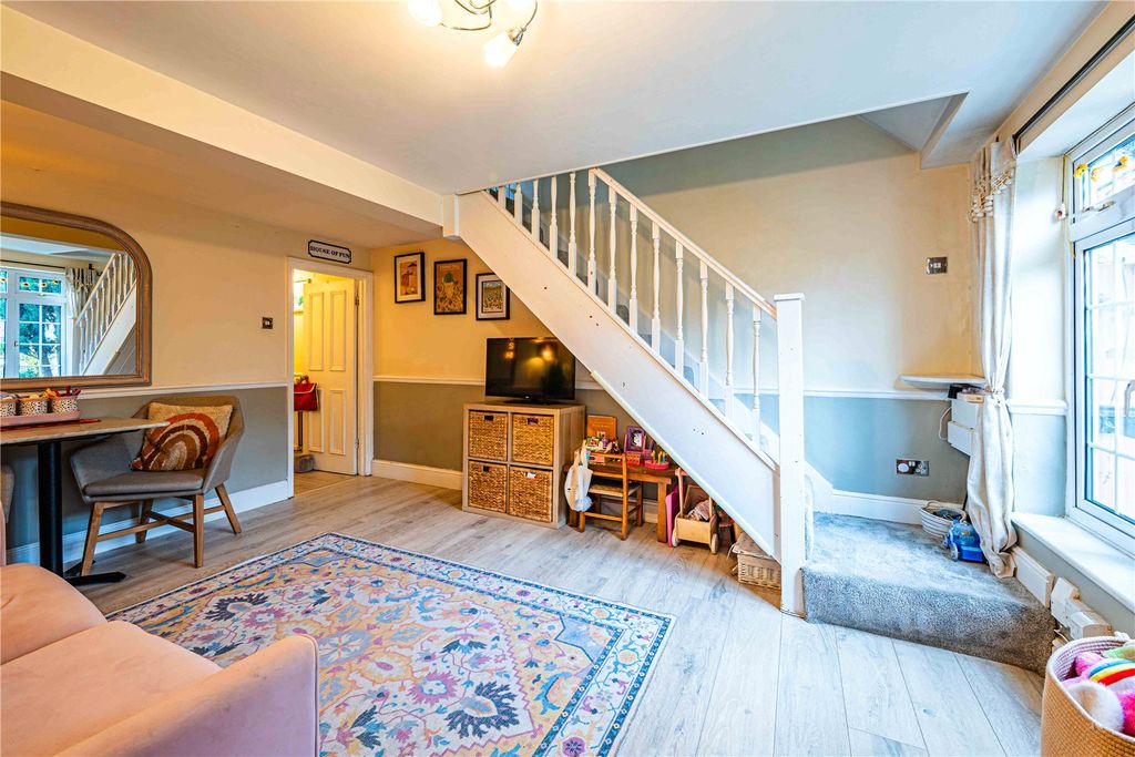 Property photo 3 of 17 Picture No. 18