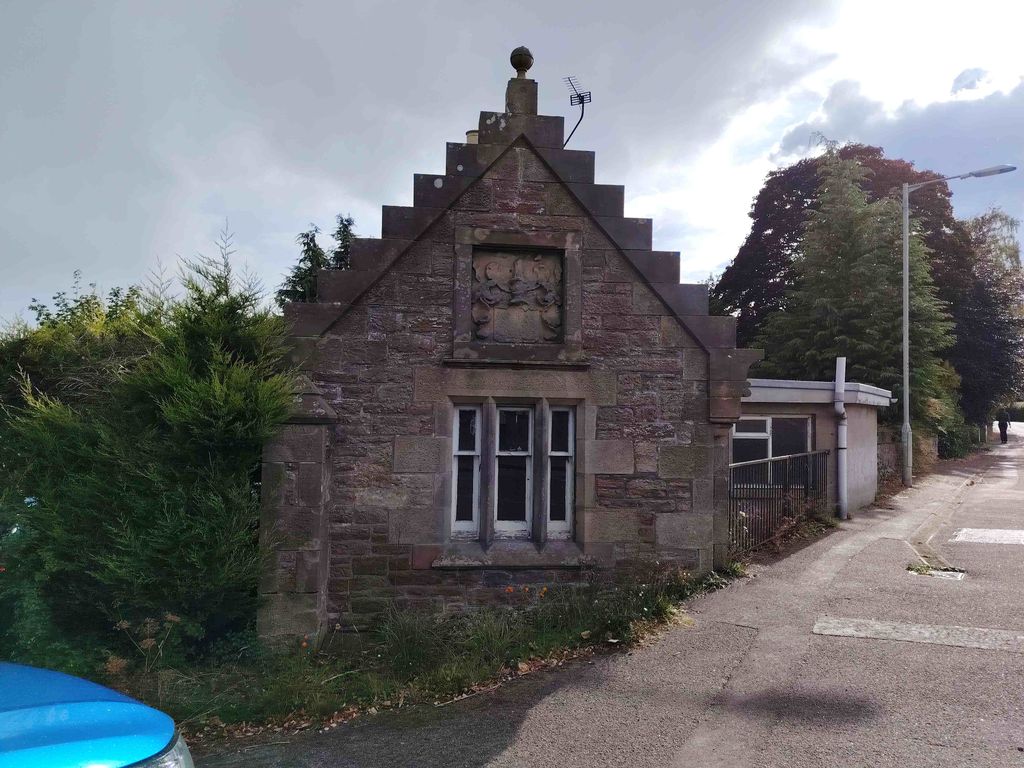 Property photo 3 of 30