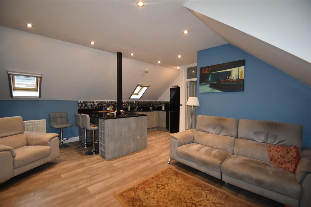 Property photo 2 of 12 2.Jpg