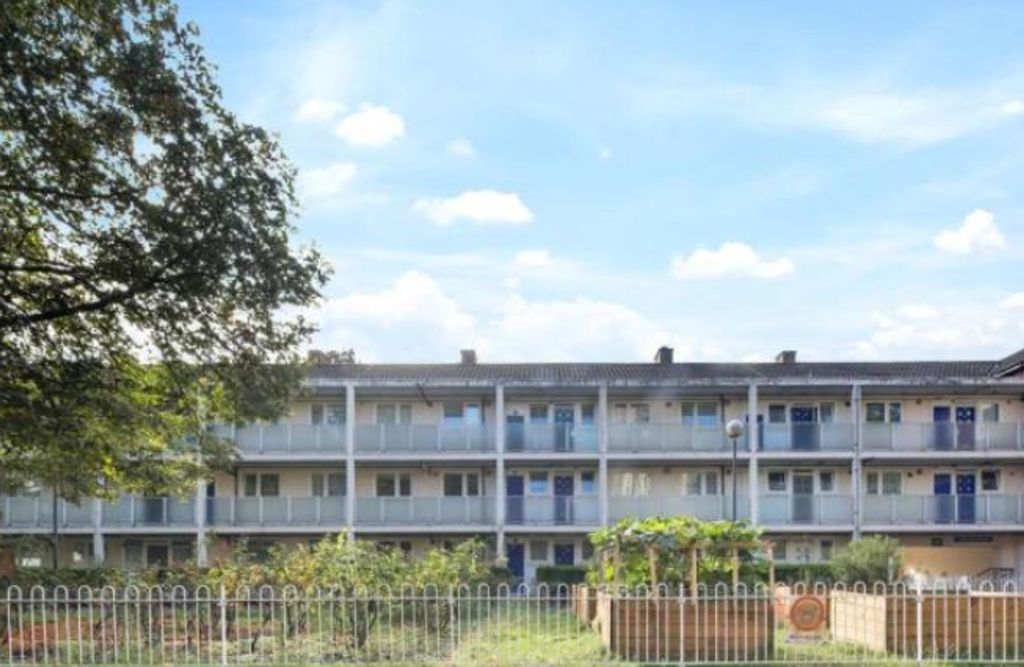 Property photo 1 of 5