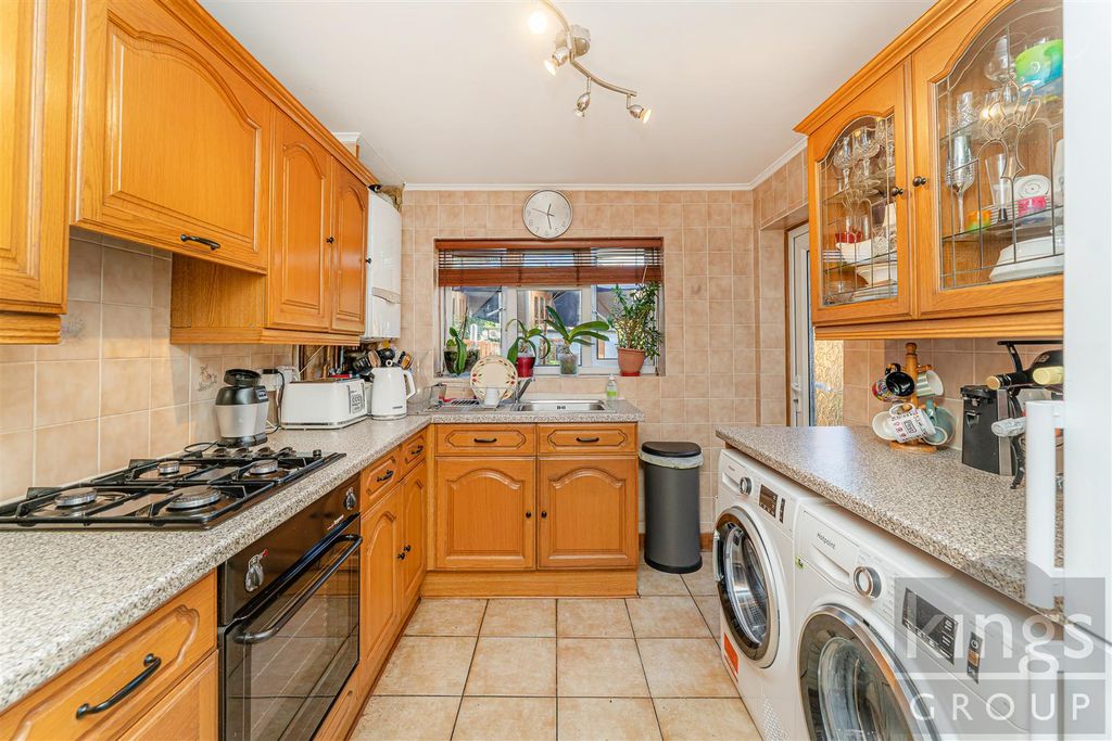 Property photo 3 of 14