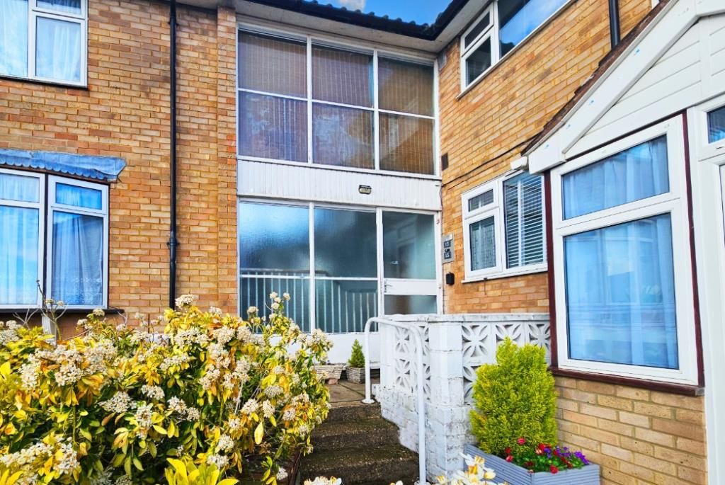 Property photo 1 of 17 External View