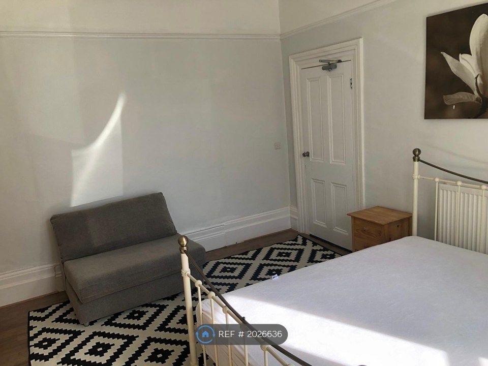 Property photo 3 of 3