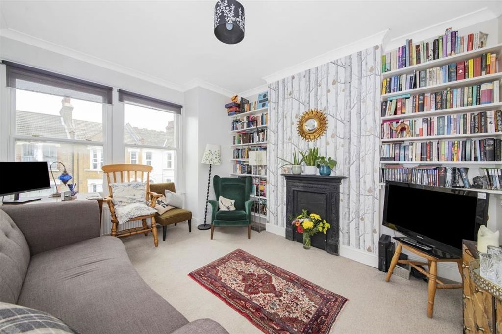 Property photo 2 of 9