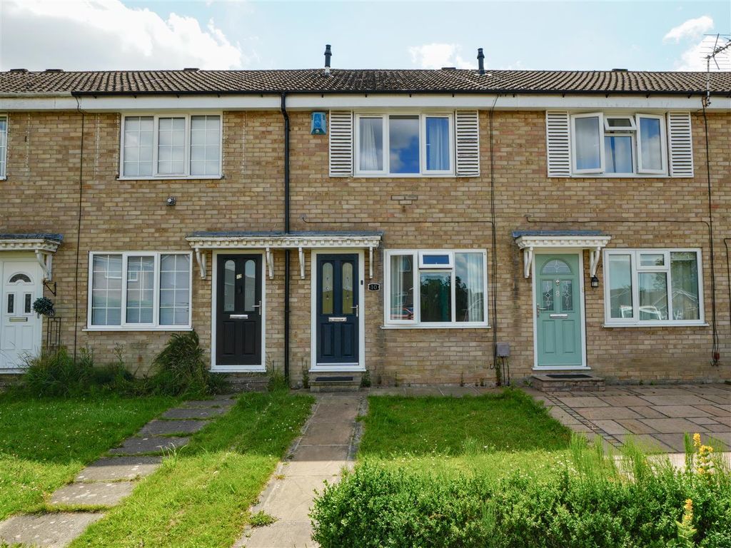 Property photo 1 of 12 External
