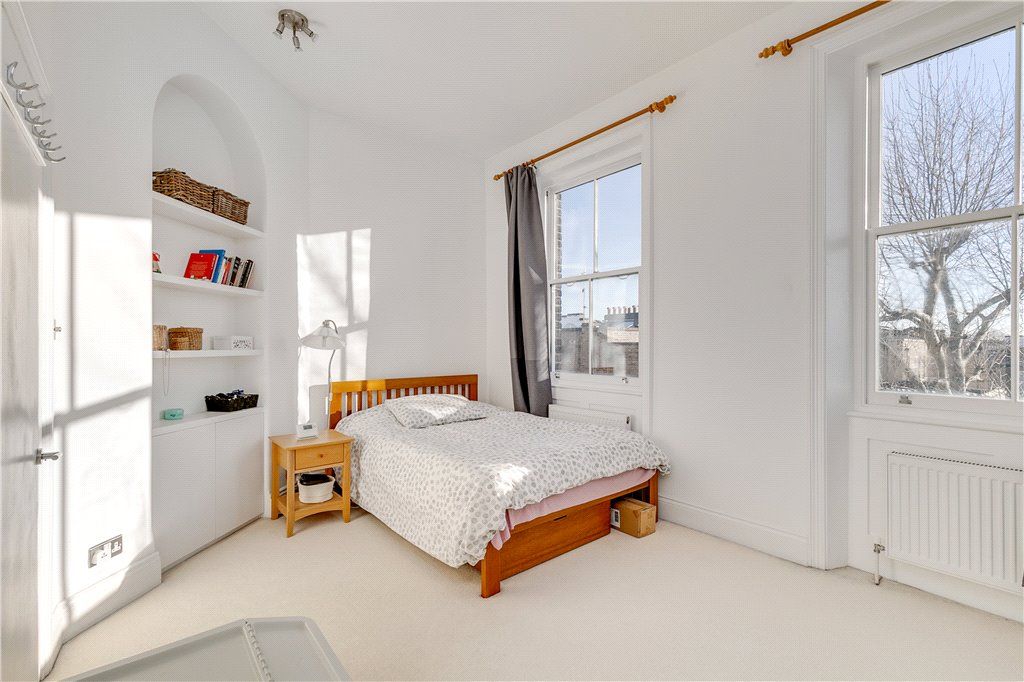 Property photo 2 of 8 Picture No. 13