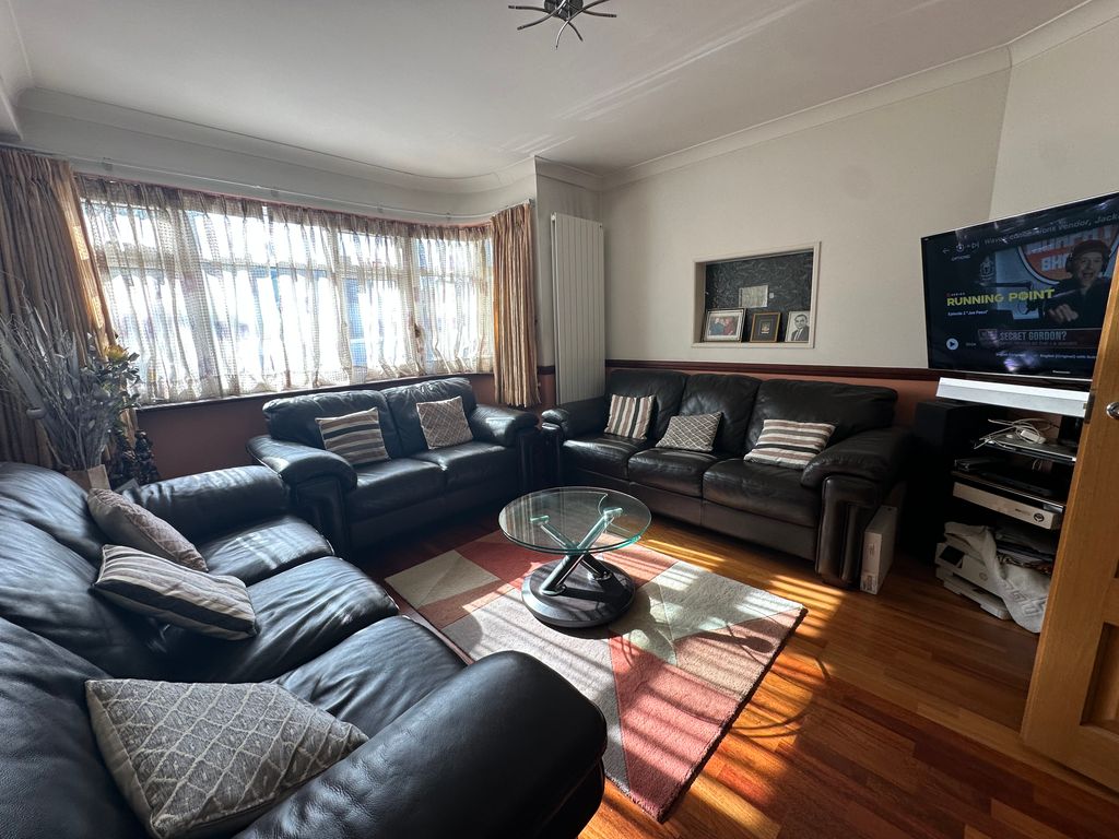 Property photo 1 of 24