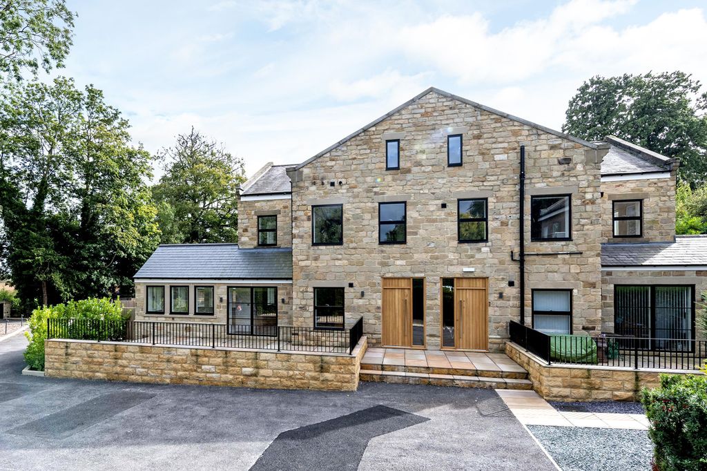 Property photo 1 of 11 0 General