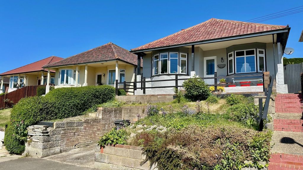 Property photo 1 of 27