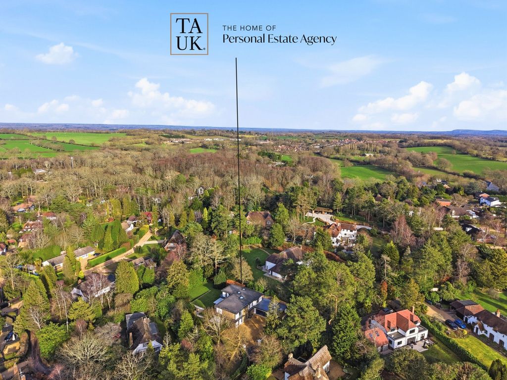 Property photo 3 of 23