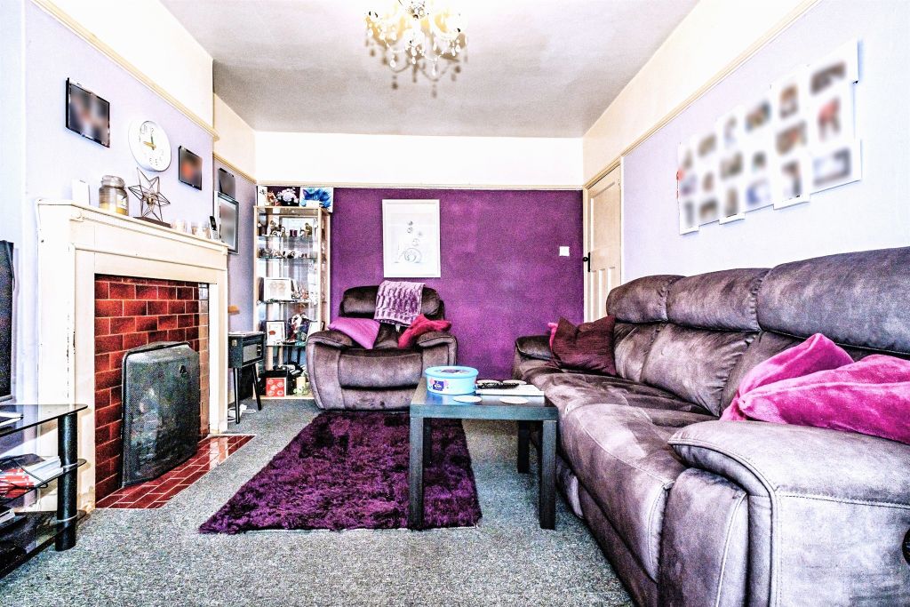 Property photo 2 of 20