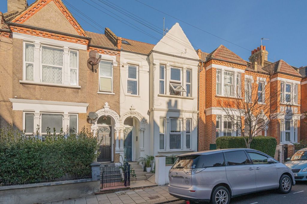 Property photo 1 of 7